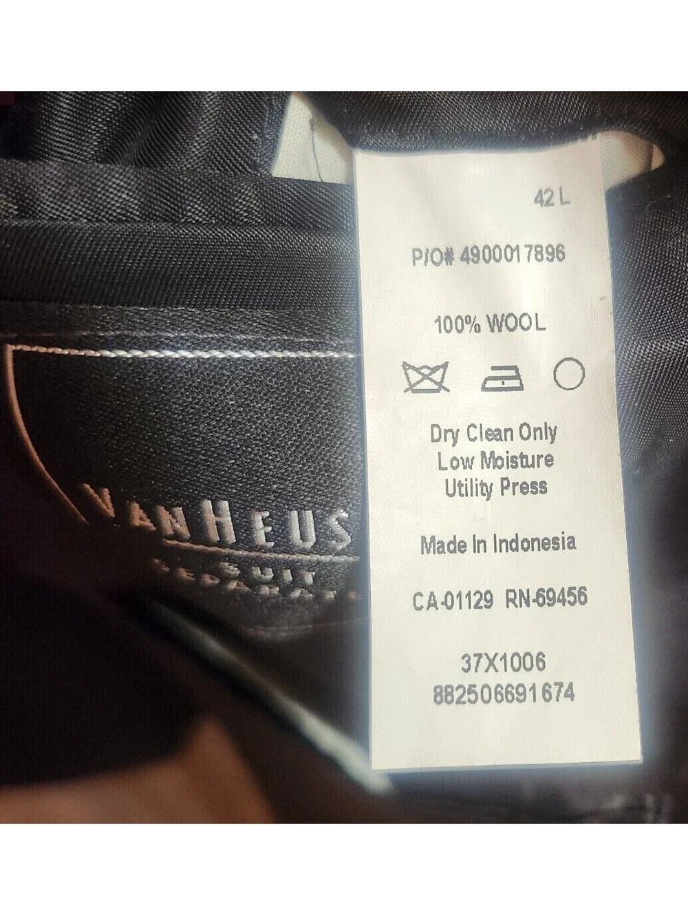 Van Heusen Suit Separates Size 42L Pinstripe Black Blazer Sport Coat Jacket Prom